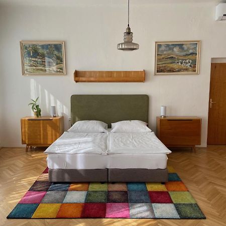Vintage Apartman V Centru ลิโตมิเชล ภายนอก รูปภาพ